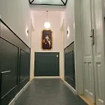 Na Krakowskim Kazimierzu كراكوفيا