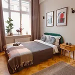 شقة Na Krakowskim Kazimierzu