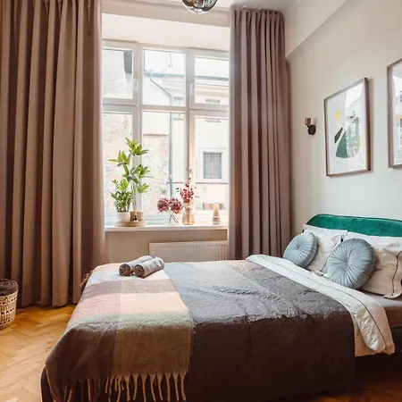 Na Krakowskim Kazimierzu クラクフ